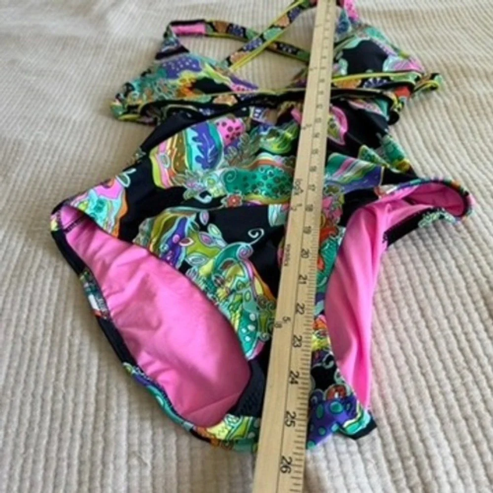 Trina Turk One Piece Swimsuit Womens Sz 8 Multi Psychedelic Strappy Back V-Neck